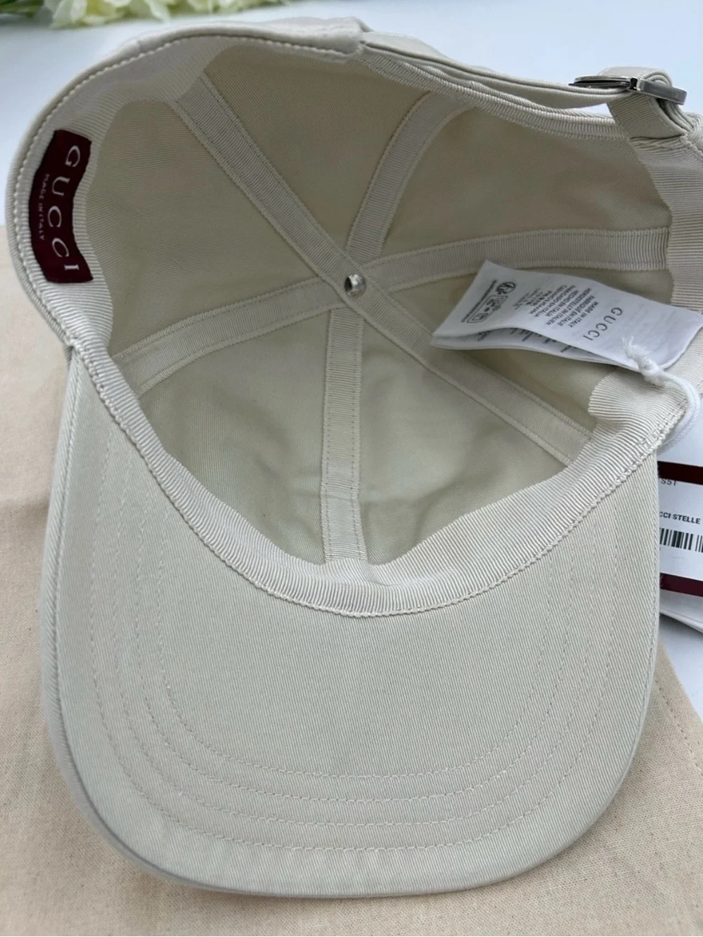 Unisex Gucci cotton embroidered logo baseball cap size medium adjustable